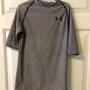 Under Armour EUC youth heat gear light gray.